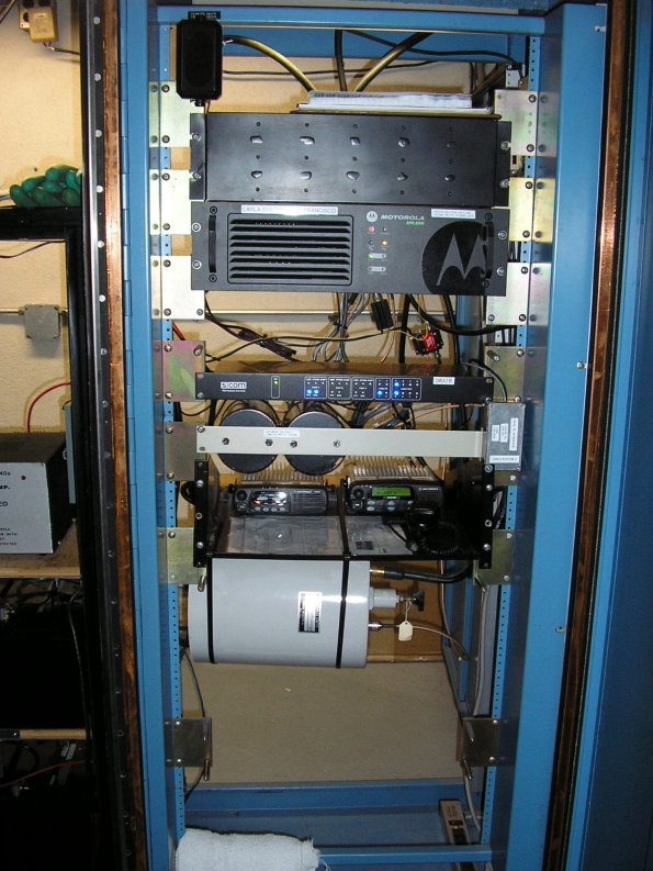 Repeater cabinet